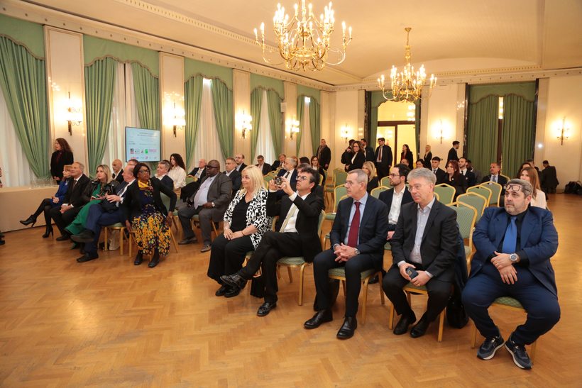 Archivio fotografico 3 aprile 2025, immagine 03